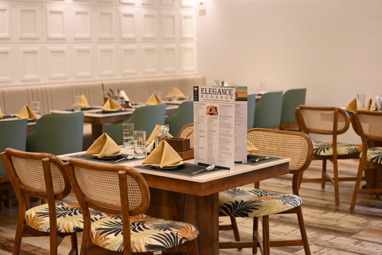 Hotel Elegance Regency Khanna  Esterno foto